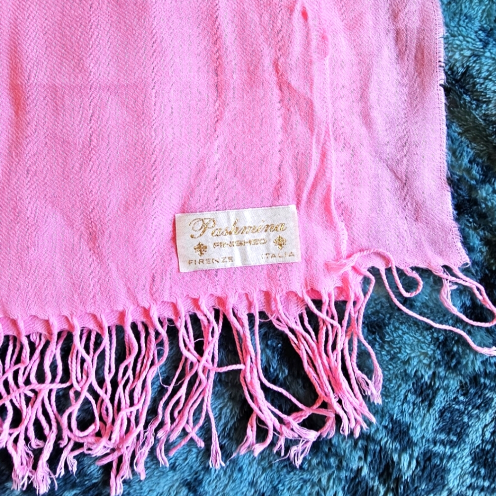 Bright Barbie pink pashmina by Finished Firenze‎ Italy